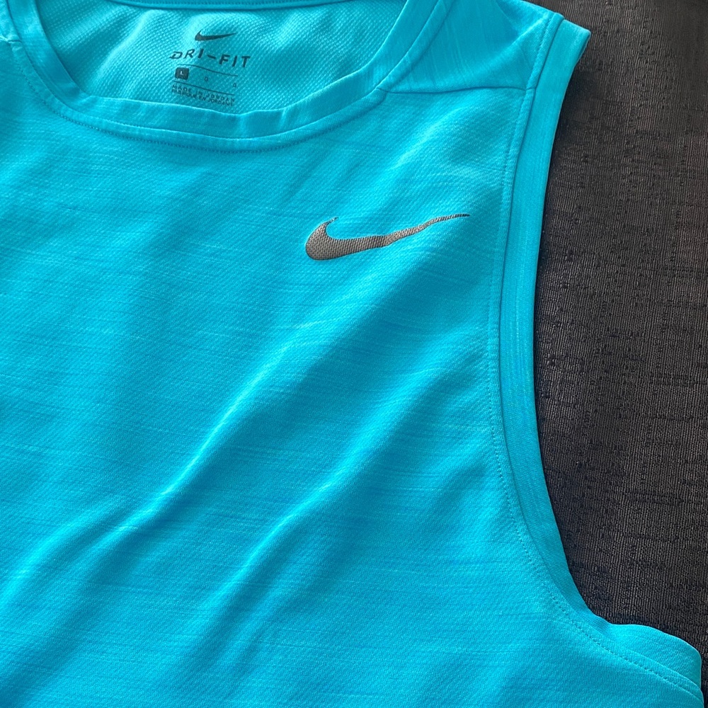 Nike Bright Aqua Blue Dri-FIT Performance Tank Size L - Picture 3 of 12